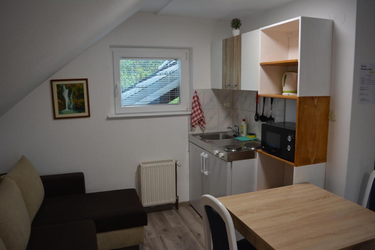 Rooms Lucijana Jezerce Eksteriør billede