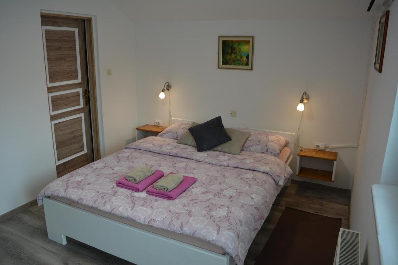 Rooms Lucijana Jezerce Eksteriør billede