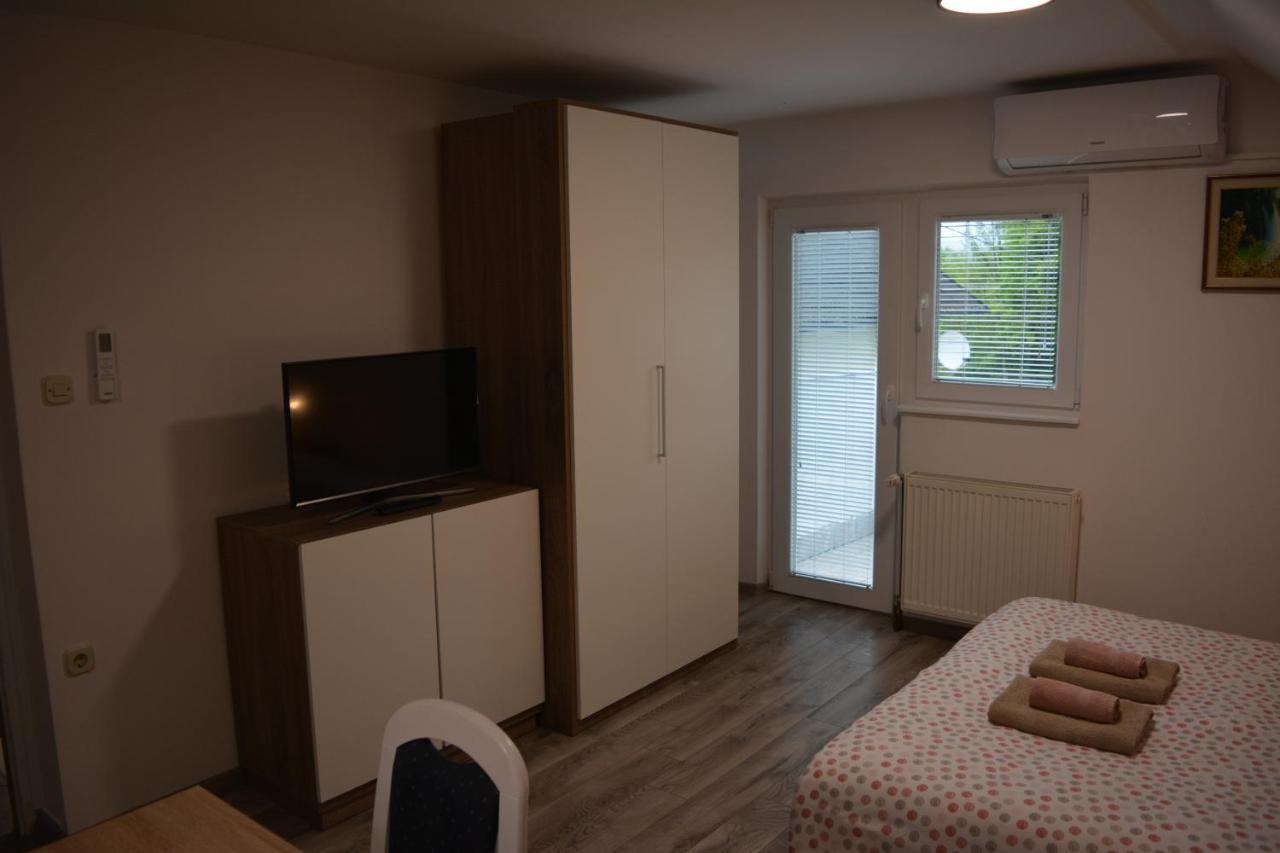 Rooms Lucijana Jezerce Eksteriør billede